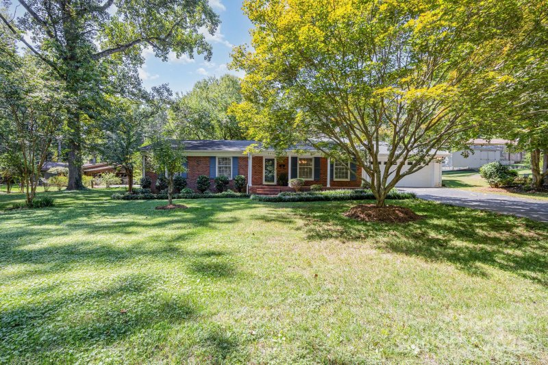 Property image 3 at 541 Hedrick Drive, Statesville, NC 28677