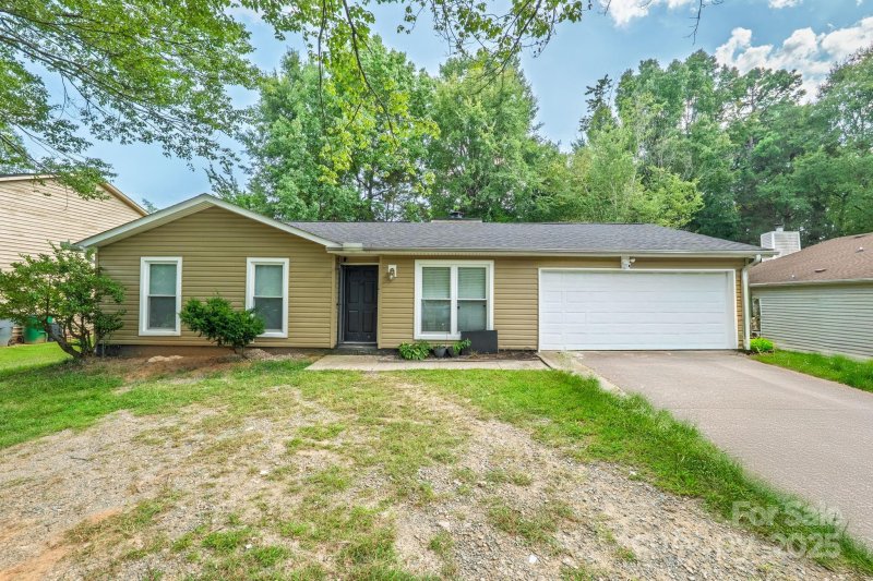 Property image 2 at 6228 Long Pine Drive, Charlotte, NC 28227