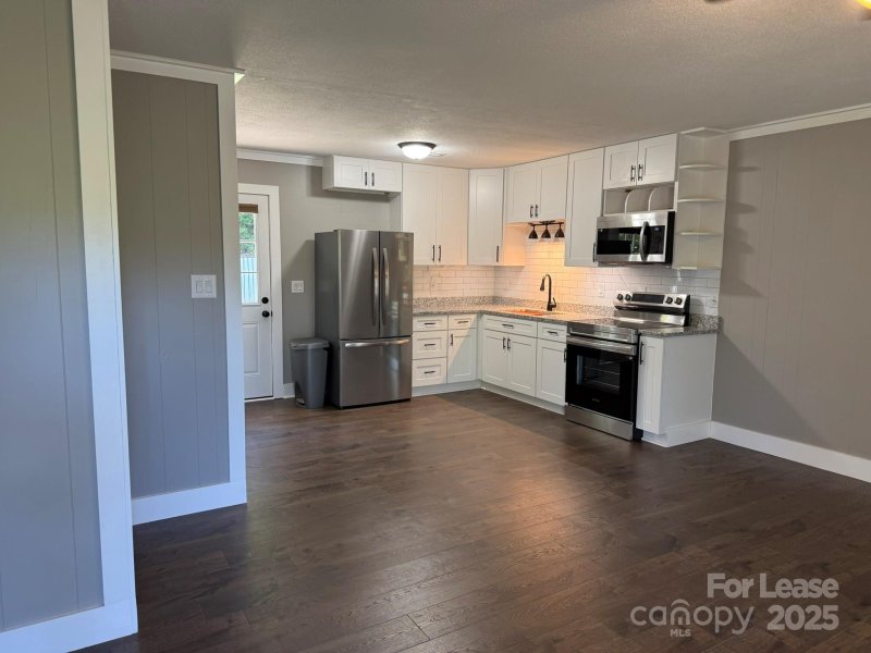 Property image 4 at 5597 Wrenn Drive, Denver, NC 28037