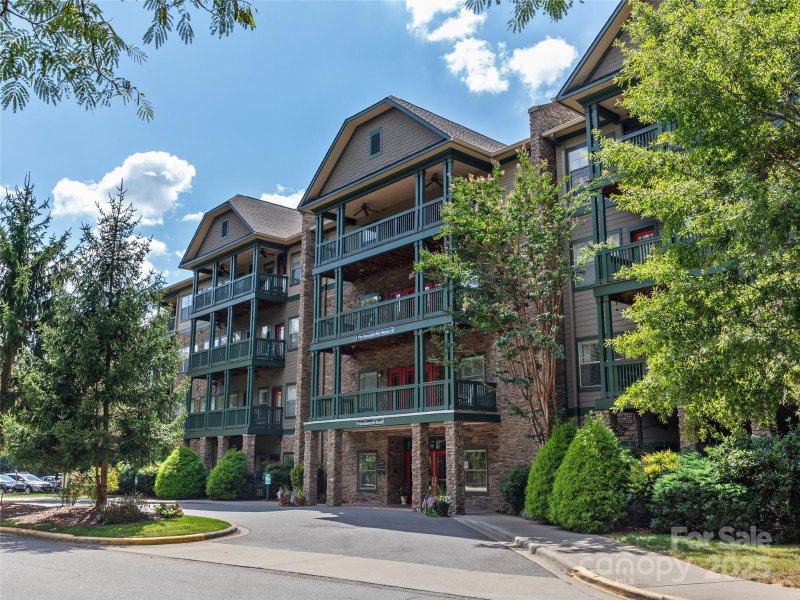 Property image 2 at 9 Kenilworth Knoll, Asheville, NC 28805