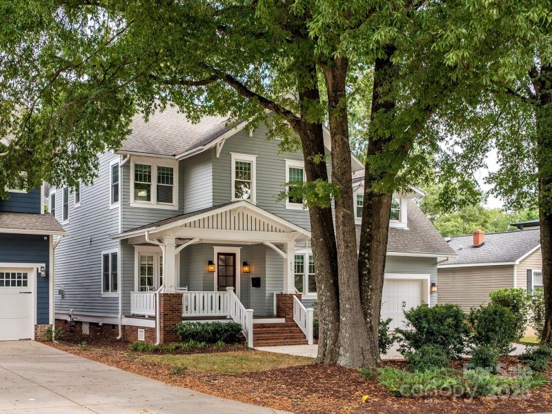 Property image 2 of 633 Ideal Way in Dilworth, Charlotte, NC 28203
