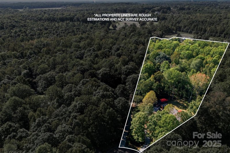 Property image 3 of 5212 Timber Creek Court in Southbrook, Kings Mountain, NC 28086