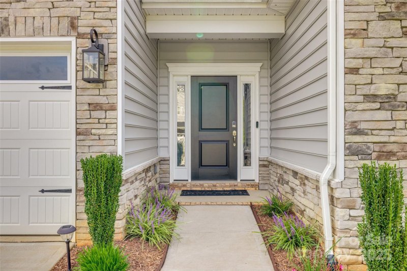 Property image 3 of 466 Hickory View Drive in Timberwood, Rock Hill, SC 29732