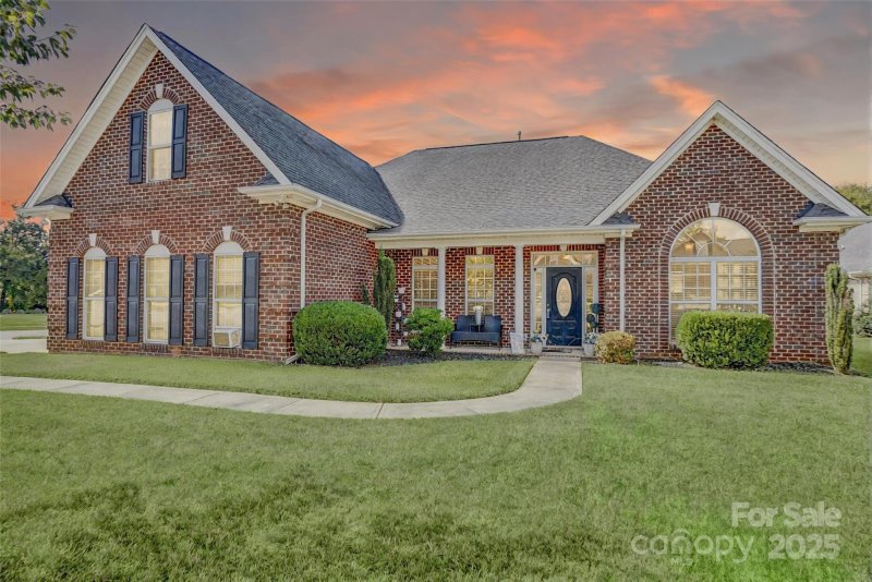 Roberta Meadows, Concord Community