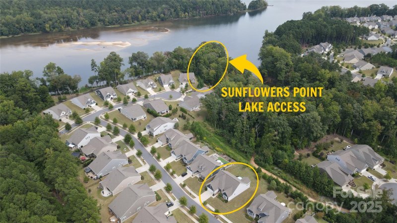 Property image 5 of 121 Van Gogh Trail in Imagery On Mtn Island, Mount Holly, NC 28120