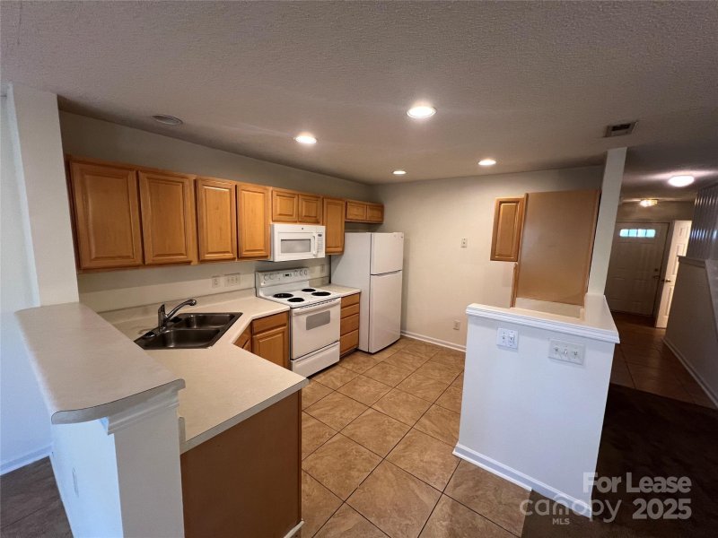 Property image 3 of 9632 Terrier Way in Hunter Downs, Charlotte, NC 28269