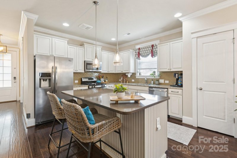 Property image 3 of 752 Waterscape Court in Riverwalk, Rock Hill, SC 29730