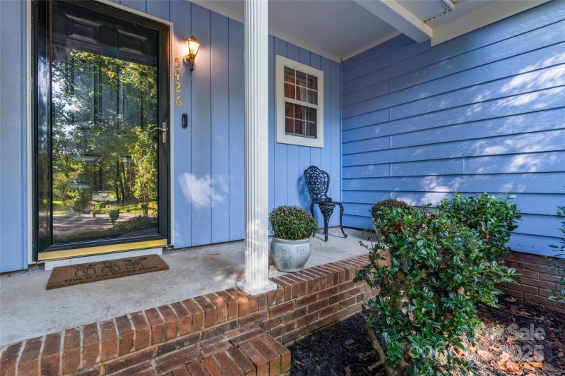 Property image 3 at 5426 Leaford Court, Charlotte, NC 28227
