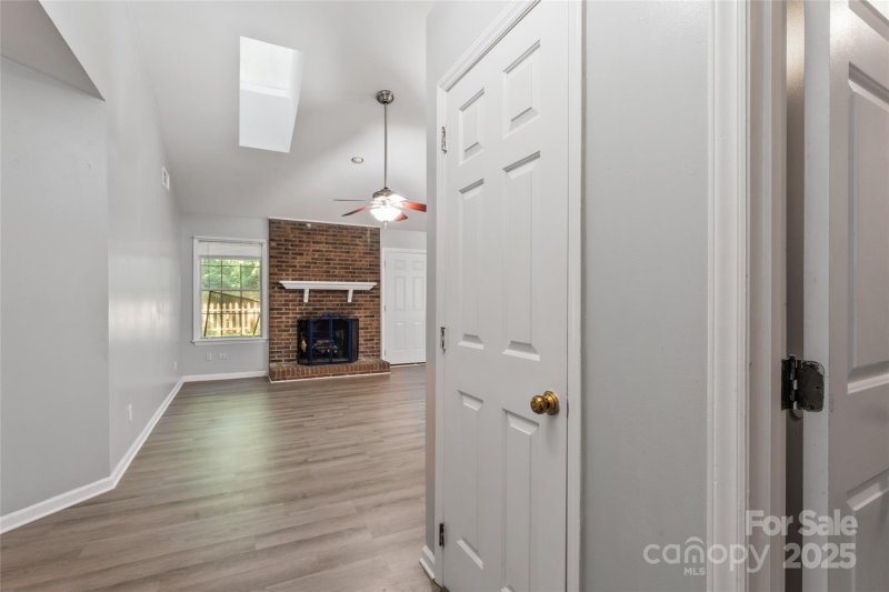 Property image 4 at 5426 Leaford Court, Charlotte, NC 28227