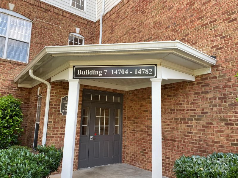 Property image 2 of 14744 Via Sorrento Drive in Belle Vista, Charlotte, NC 28277