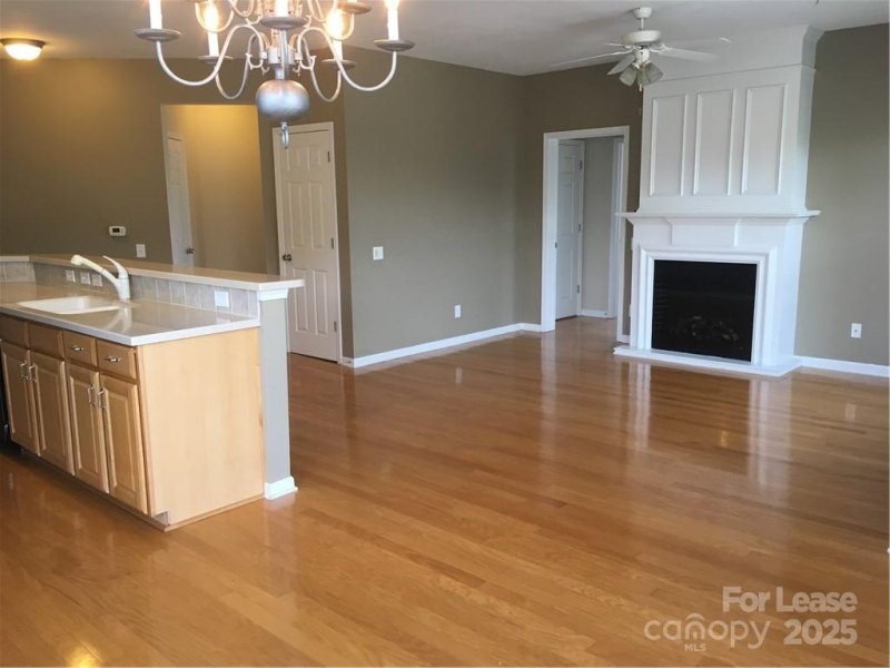 Property image 4 of 14744 Via Sorrento Drive in Belle Vista, Charlotte, NC 28277