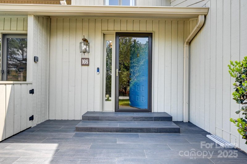 Property image 3 of 108 Cloverleaf Lane in Deerwood, Asheville, NC 28803