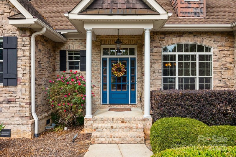 Property image 4 of 513 Little Cove Lane in The Coves, Lake Wylie, SC 29710