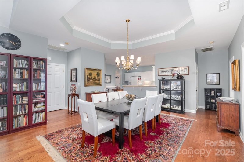 Property image 4 of 8543 Windsor Ridge Drive in Windsor Oaks, Charlotte, NC 28277