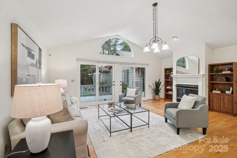 Property image 3 at 365 Old Town Way, Hendersonville, NC 28739