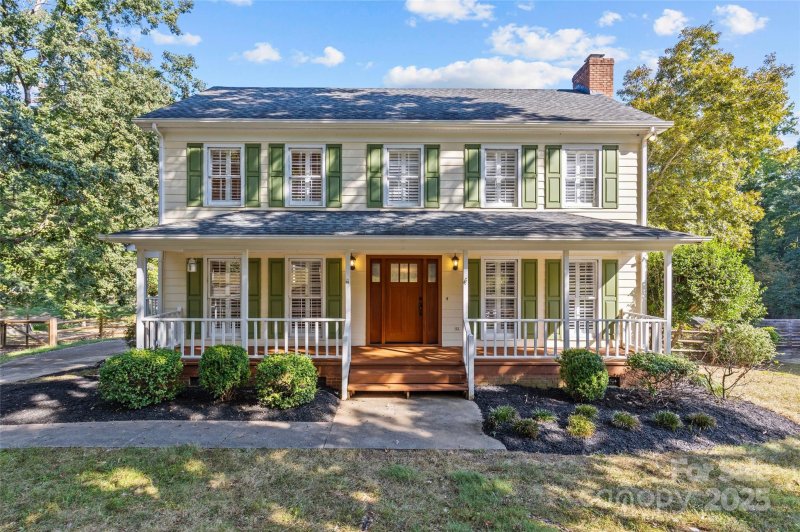 16317 Peach Grove Lane