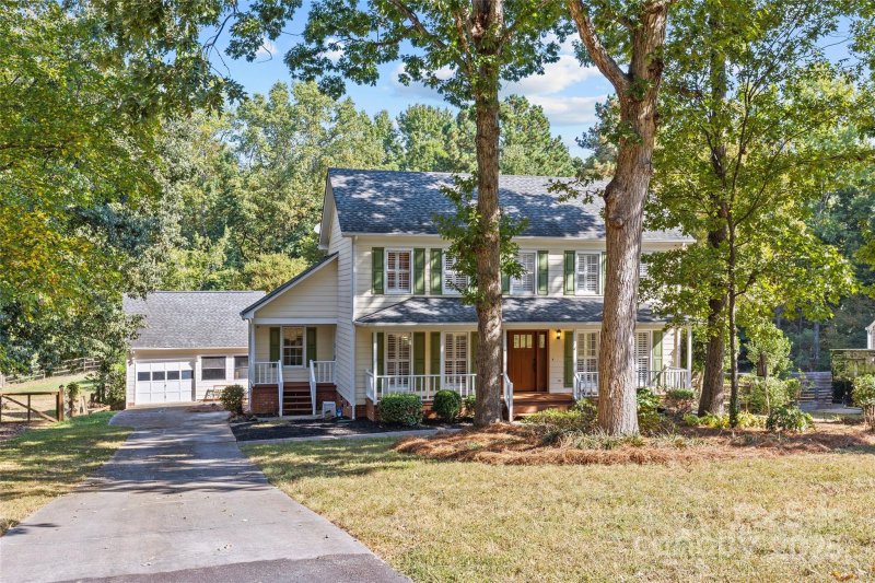 Property image 2 of 16317 Peach Grove Lane in Farmington, Charlotte, NC 28277