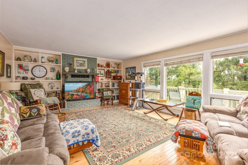 Property image 5 of 1174 Apple Lane in Apple Mountain, Spruce Pine, NC 28777