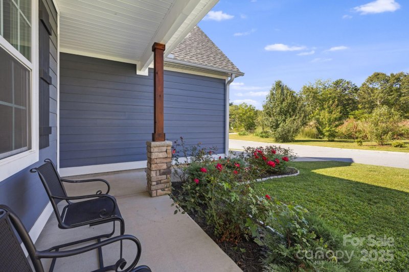 Property image 3 of 40 Hyde Park Place in Hyde Park, Arden, NC 28704