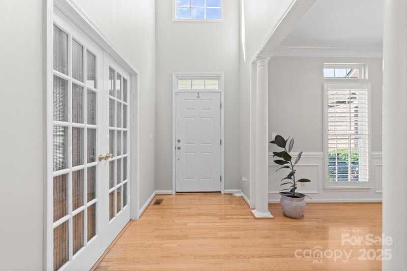 Property image 4 of 1053 Muirfield Drive in Muirfield, Mooresville, NC 28115