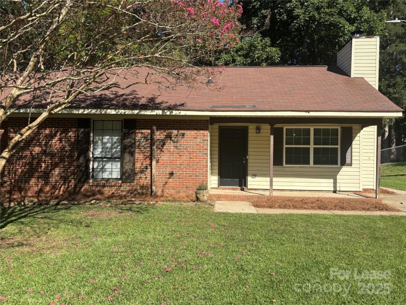 Property image 2 at 6524 Pineburr Road, Charlotte, NC 28211