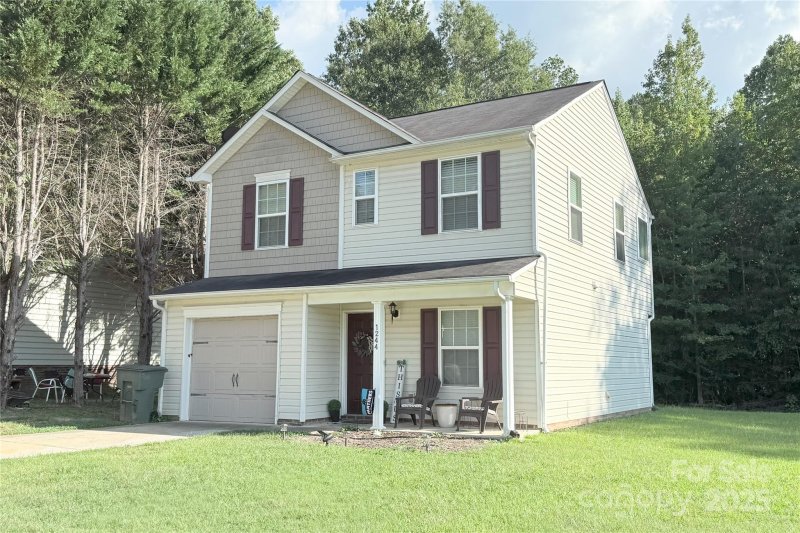 Property image 3 of 1244 Salvadore Court in Cherry Park, Gastonia, NC 28052