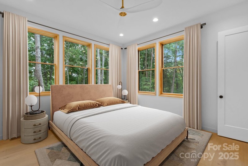 Property image 4 of 61 Destination Drive in Crest Mountain, Asheville, NC 28806