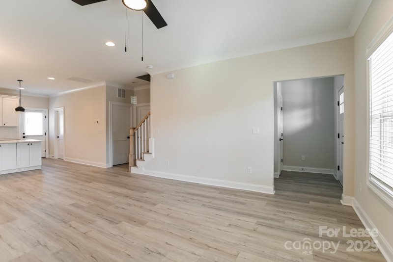 Property image 4 of 8502 Sharonbrook Drive in Sharonbrook, Charlotte, NC 28210