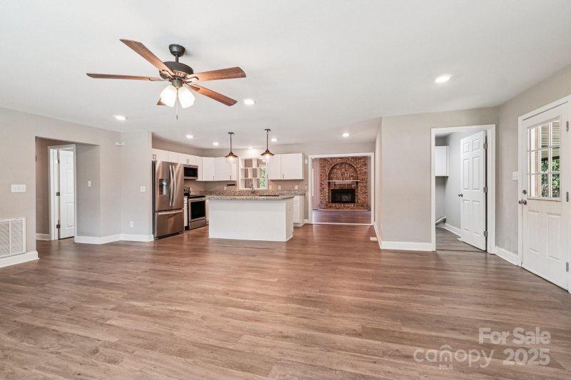 Property image 3 at 1211 Mirror Park Drive, Salisbury, NC 28146