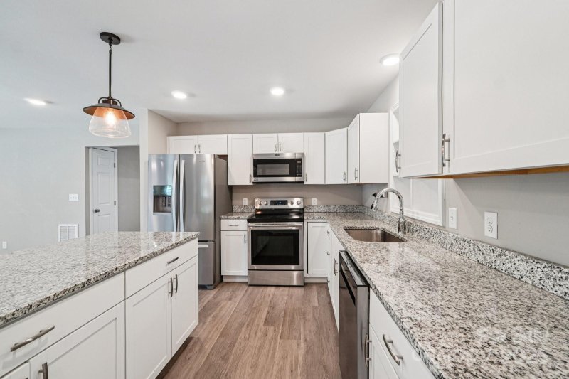 Property image 4 at 1211 Mirror Park Drive, Salisbury, NC 28146