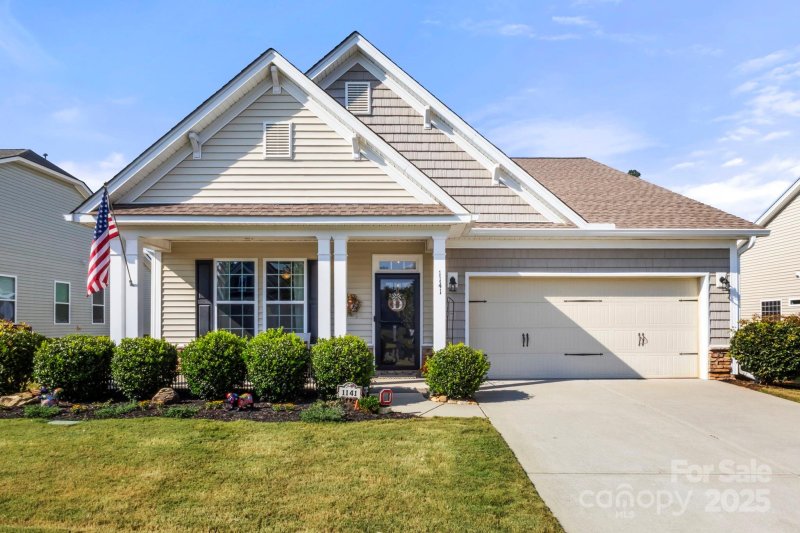 Timberlake, Clover Community