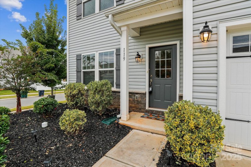 Property image 4 of 119 Fern Lane in Sutters Mill, Troutman, NC 28166