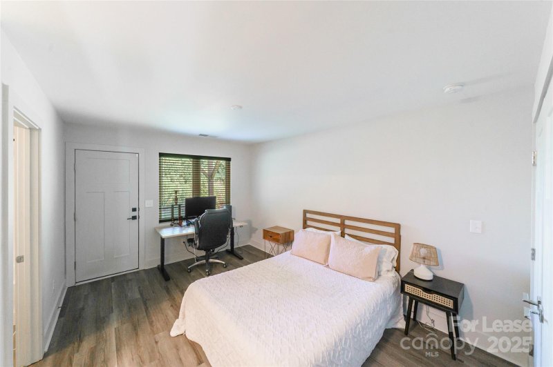 Property image 3 of 7318 Swans Run Road in Swans Run Towns, Charlotte, NC 28226