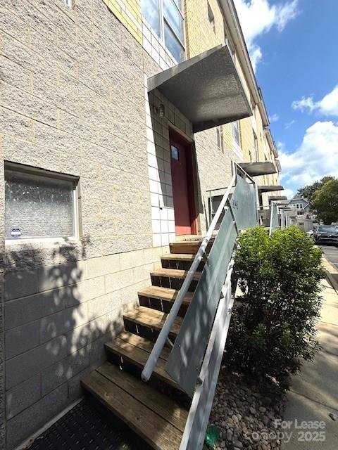 Property image 2 at 2048 Atherton Heights Lane, Charlotte, NC 28203