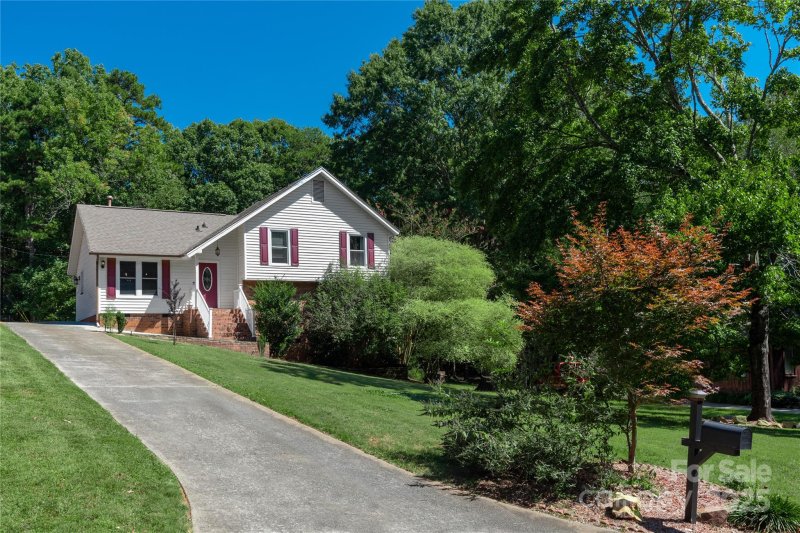 Idlewood, Matthews Community