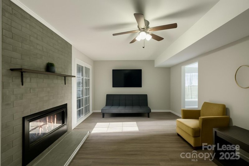 Property image 2 of 9501 Pondside Lane in Faires Farm, Charlotte, NC 28213