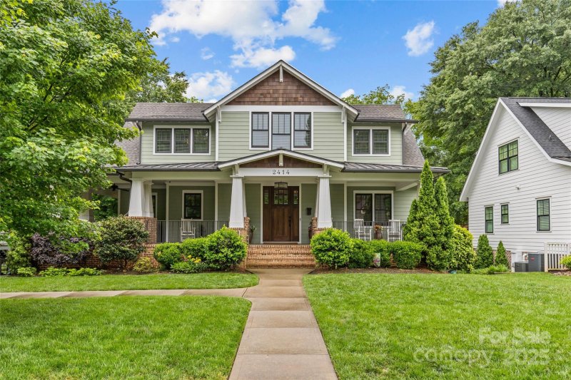 Property image 2 of 2414 Bay Street in Chantilly, Charlotte, NC 28205