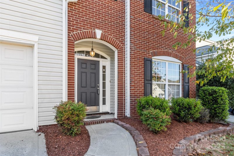 Property image 3 of 11414 Sidney Crest Avenue in Old Stone Crossing, Charlotte, NC 28213