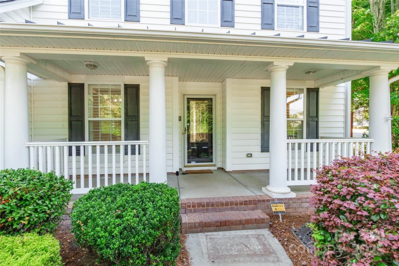Property image 4 of 606 Clouds Way in Millwood Plantation, Rock Hill, SC 29732