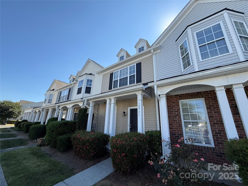 Property image 3 of 12731 Persimmon Tree Drive in Calloway Glen, Charlotte, NC 28273
