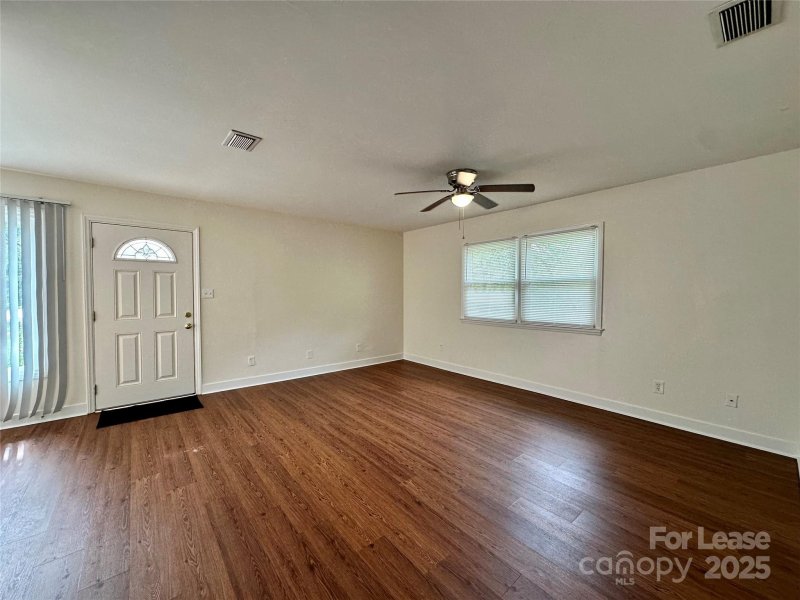 Property image 4 at 803 E John Street, Matthews, NC 28105