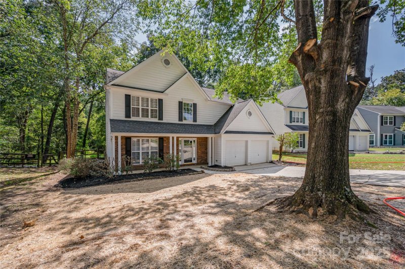 Property image 2 of 7826 Leisure Lane in Henderson Park, Huntersville, NC 28078