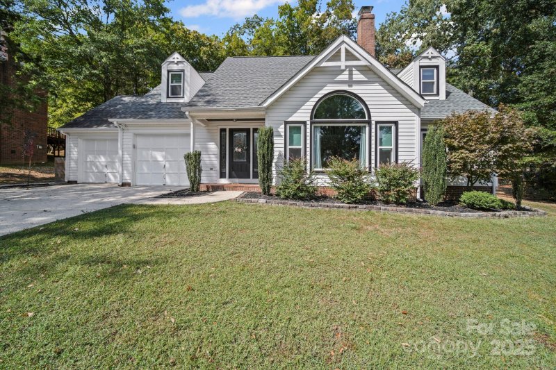 Property image 2 at 10218 Rougemont Lane, Charlotte, NC 28277