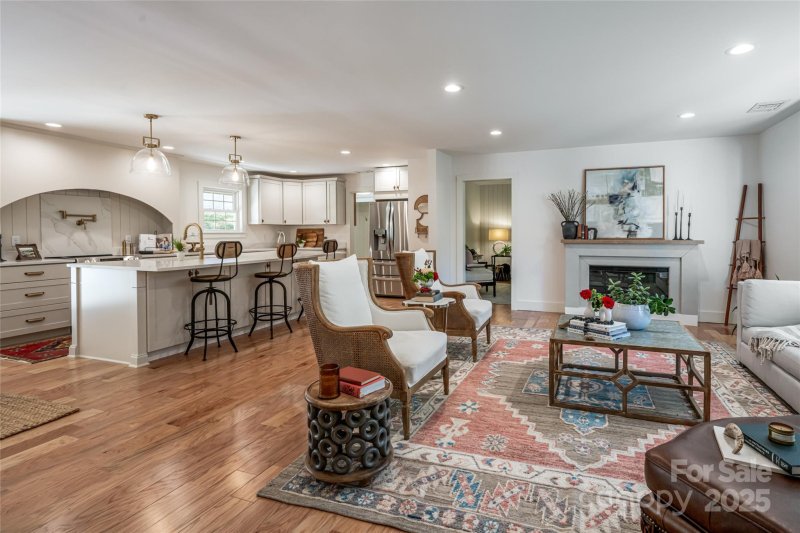 Property image 3 of 166 Brookwood Road in Sherwood Heights, Asheville, NC 28804