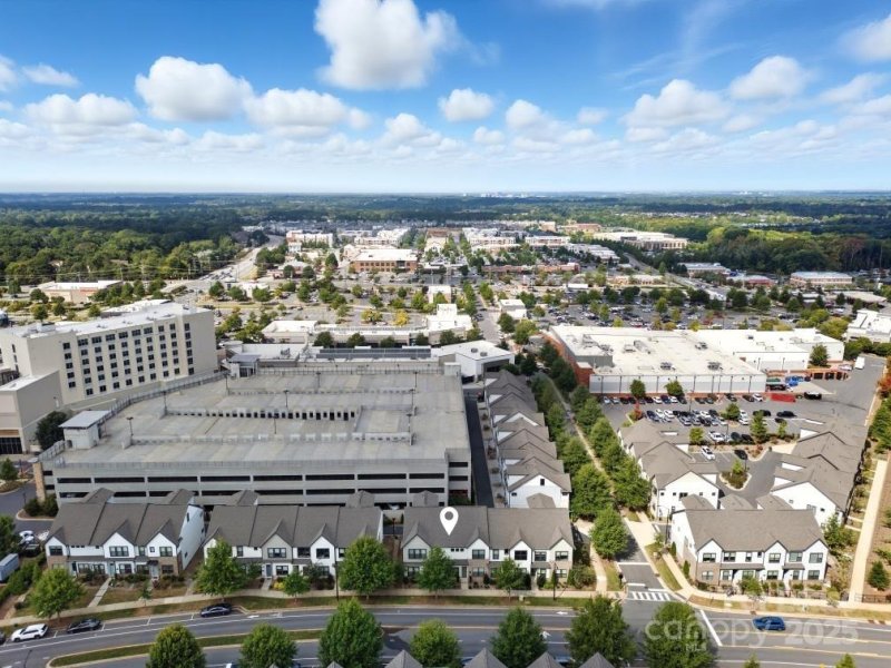 Property image 5 of 5914 Ardrey Kell Road in Waverly, Charlotte, NC 28277