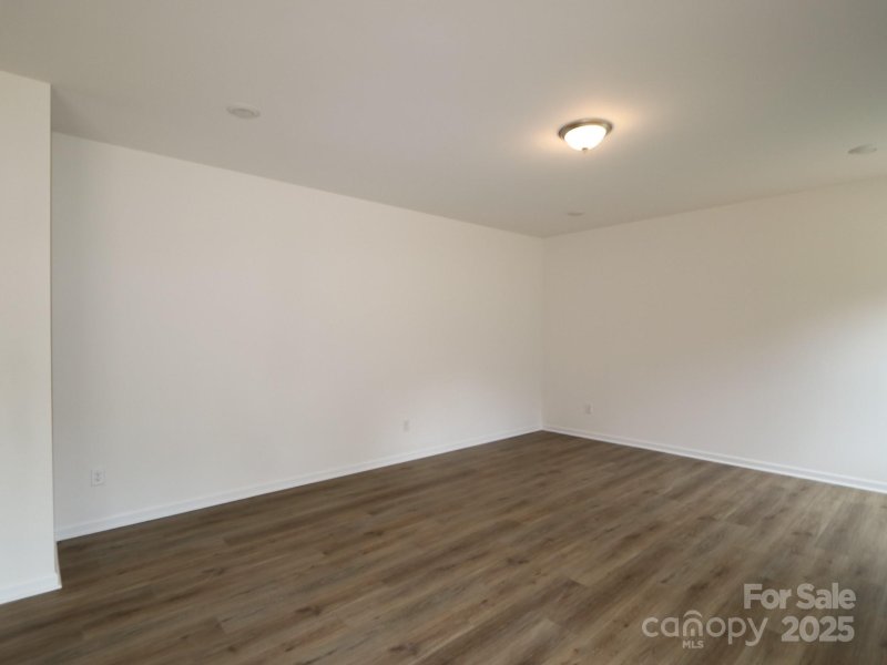 Property image 4 of 1309 Fremont Drive in Canterbury Station, Wingate, NC 28174