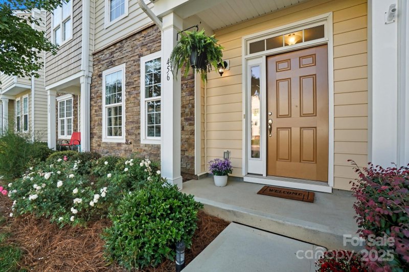 Property image 4 of 456 Spring Gardens Drive in Waters Edge, Belmont, NC 28012