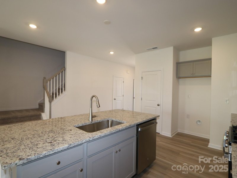 Property image 3 of 752 Kitfox Drive in Piper Landing, Concord, NC 28027