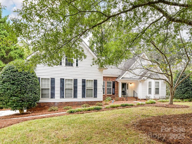 Property image 5 of 217 Horn Tassel Court in Hunters Pointe, Indian Trail, NC 28079