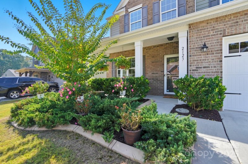 Property image 3 of 2123 Abundance Lane in Cortona, Waxhaw, NC 28173